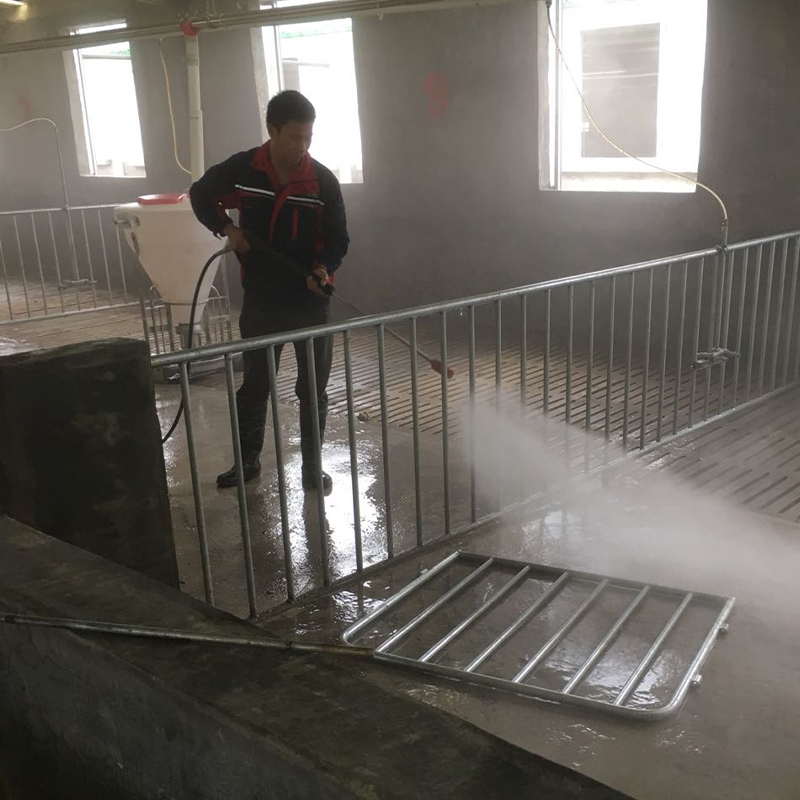 高效清洗系統(tǒng)：提升養(yǎng)殖場(chǎng)衛(wèi)生標(biāo)準(zhǔn)的關(guān)鍵步驟